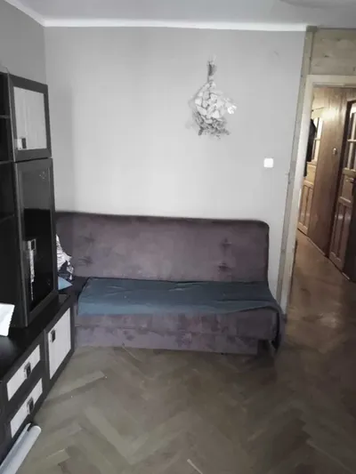 Pokój do wynajęcia studentce Krowoderska Kraków - miniatura 2