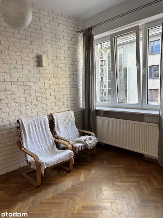 Wynajmę 2-pokojowe mieszkanie po remoncie blisko centrum - 1/21