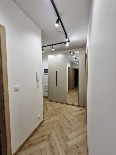 Pokój jednoosobowy dla studentki w nowym mieszkaniu – od zaraz - miniatura 5