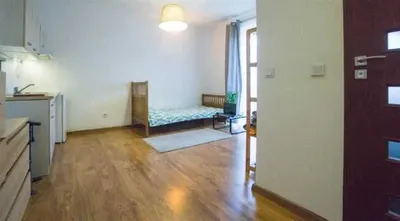 Kawalerka do wynajęcia od 1 października Kraków - miniatura 2