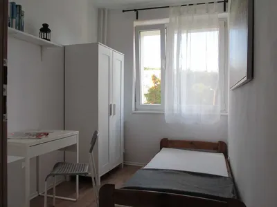 Blisko PG| wolne 4 pokoje| od 30.09| komunikacja| tanio! - miniatura 4