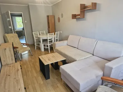 2 oddzielne pokoje 45 m2 Czyzyny po remoncie z jasna kuchnia i loggia