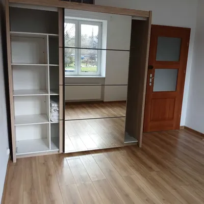 Gdynia Grabówek, ul. Morska – Przestronne 3-pokojowe mieszkanie w klimatycznej kamienicy (67 m²) - miniatura 3