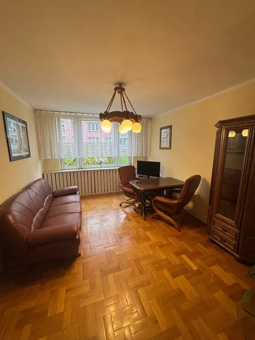 2 pokoje, mieszkanie na wynajem - ul. Kraszewskiego, Sosnowiec - 1/8