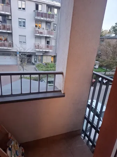 Kawalerka na wynajem - miniatura 2