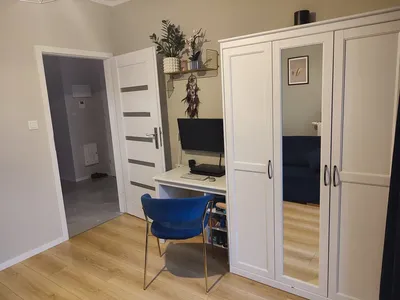 Mieszkanie 40 m2 - 2 oddzielne pokoje zamykane na klucz - miniatura 4