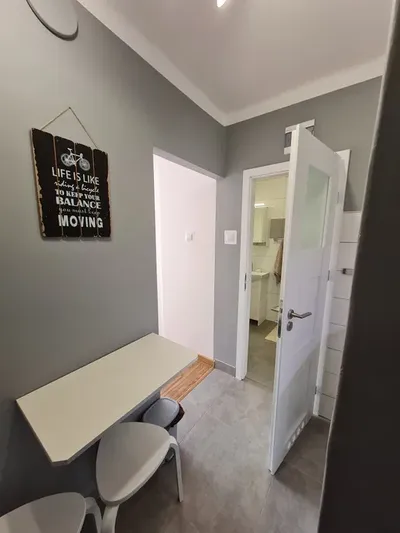 Kawalerka ul. Komandosow centrum Krakowa os. Podwawelskie - miniatura 3