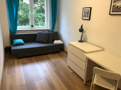 Ostatni pokój w mieszkaniu studenckim blisko SKM, Gdańsk Żabianka ul. Subisława 23, wspólny balkon, od 30.09 - miniatura 2