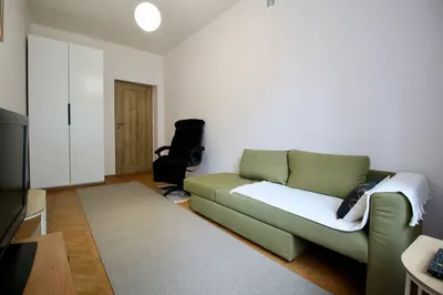 PL/RU 2 osobny pokoje/Dla studentów/Po gen remoncie/Osobna kuchnia/Garderoba - miniatura 3