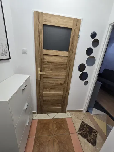 Wynajmę kawalerkę ok.25m2,Toruń,parking,bezpośrednio - miniatura 5