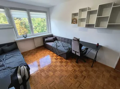 Duży pokój dla 1 lub 2 osób - ul. Krowoderskich Zuchów na Krowodrzy - miniatura 3