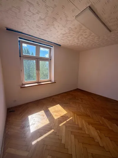 Mieszkanie do wynajęcia Kraków ścisłe Centrum od zaraz Bez czynszu administracyjnego! - miniatura 2