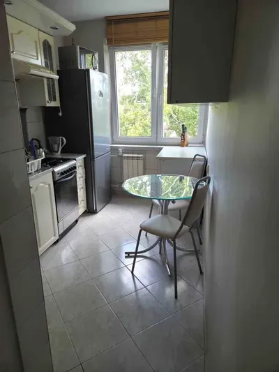 Zadbane, 2 pokoje z kuchnią i balkonem – Stegny – Mokotów- Warszawa - miniatura 4