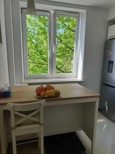 Wynajmę mieszkanie - Wola/Okopowa, 2 oddzielne pokoje, 42m - miniatura 2