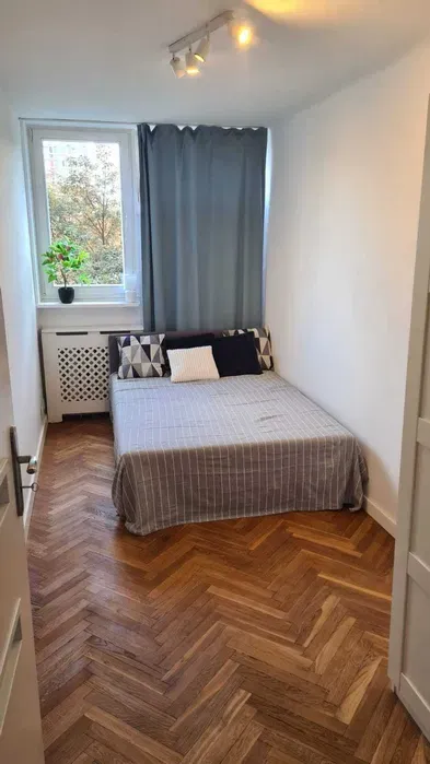 Dwupokojowe mieszkanie po remoncie blisko ronda ONZ / Two-room renovated apartment near Rondo ONZ - miniatura 3