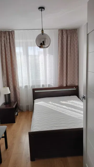Do wynajęcia 3 pokojowe mieszkanie . Z Modzelewskiego / Al Lotników - miniatura 3