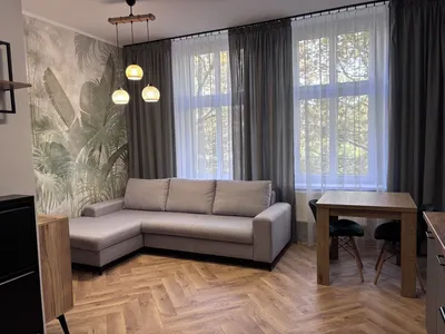 NOWOCZESNA KAWALERKA | ŚRÓDMIEŚCIE KATOWICE | WYSOKI STANDARD | LOGGIA | PARKING 28 m² | 1 pokój | 2 piętro | po generalnym remoncie - miniatura 2