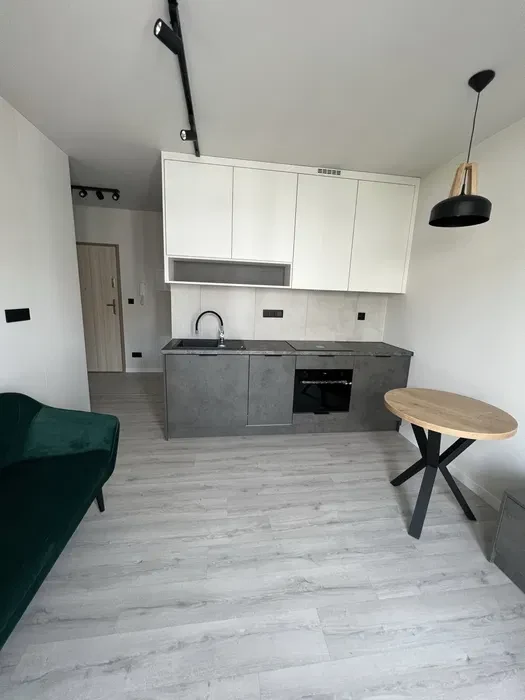 Atrakcyjne mieszkanie 27m2 ul. Lotnicza , Centrum - 1/8