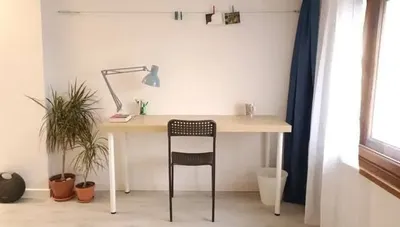 Pokój dla dziewczyny - miniatura 2