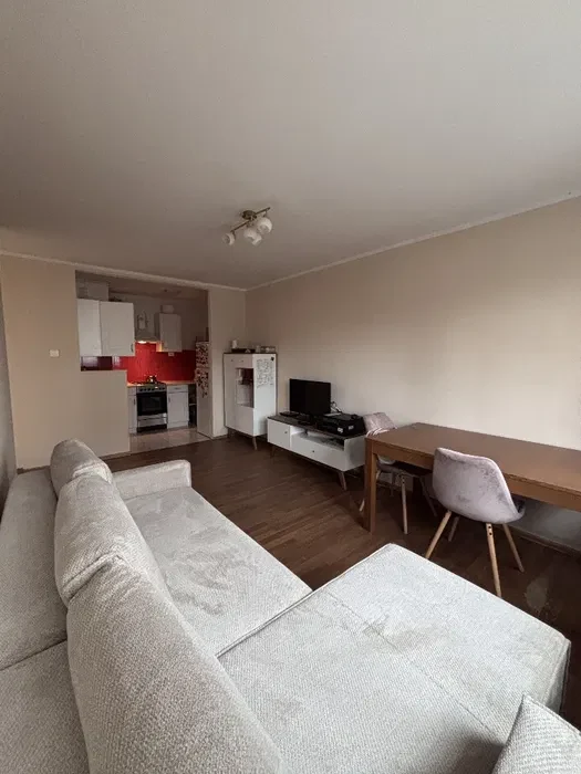 Ciche mieszkanie, 2 pokoje, Praga Płd, cena z czynszem, wolne od 10 stycznia - 1/7