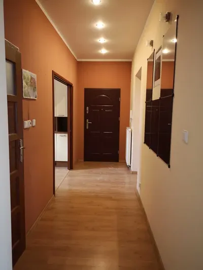 Komfortowe 110m2, 4 pokoje, wysoki standard. Śródmieście Bydgoszcz (blisko Plac Piastowski, dworzec pkp, ul. Gdańska) - miniatura 2
