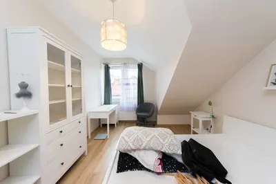 3 pokoje | 58 m² | duży balkon |+ miejsce postojowe | ul. Dębskiego | 5 minut do stacji kolejowej | ENG - miniatura 3