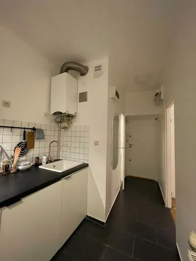 Kawalerka 27 m2 na Powiślu dla osoby studiującej - miniatura 4