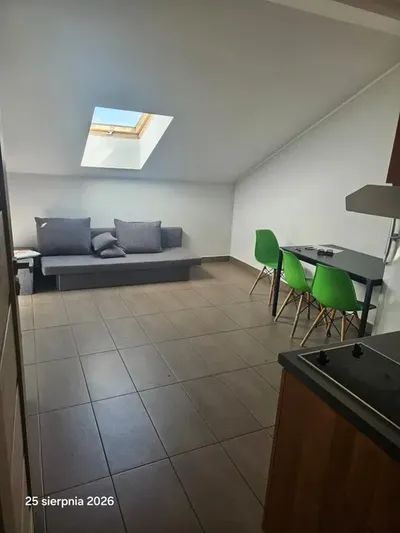 Dwupokojowe Zacisze Warszawa - miniatura 2