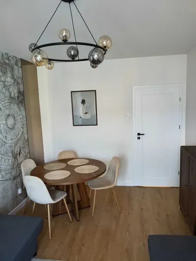 Wynajmę bezpośrednio 2-pokojowe mieszkanie 43 m² | ul. Czyżewskiego 3 (Krowodrza) . Dla studentów . 2 oddzielne pokoje zamykane na klucz - miniatura 2