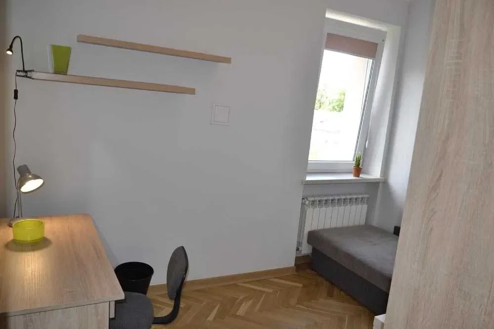 Pokój dla studenta przy metrze - 1/8