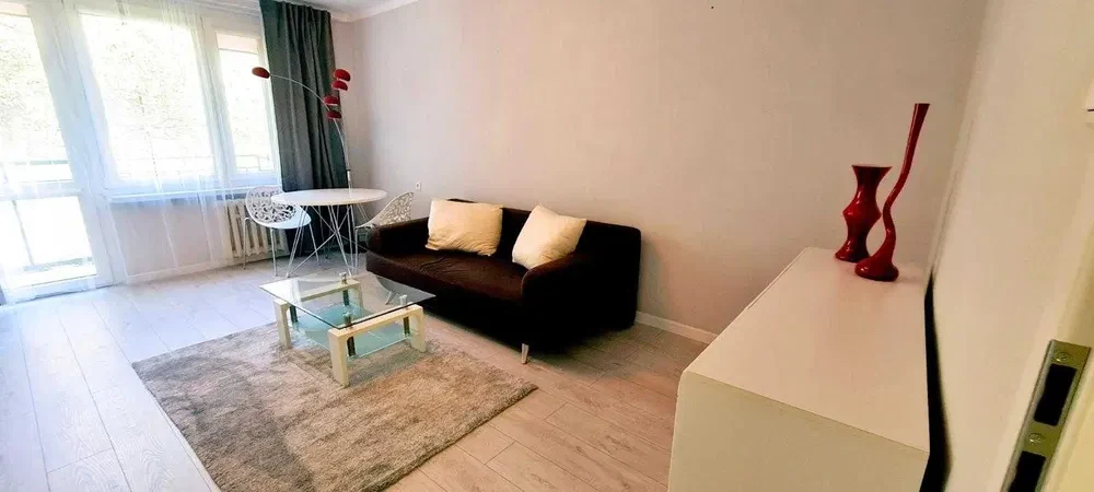 Bezpośrednio: 2 pokoje + kuchnia, 60m2, widok na zieleń, Stare Podgórze, od 1.10 - 1/8