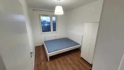 Dwa pokoje + Salon + Kuchnia + Parking Rondo Matecznego - miniatura 3
