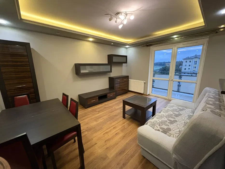 2 pokoje 47 m² Gdynia Dąbrowa | świetna komunikacja - 1/8