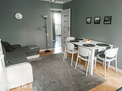 Pokój dla studentki 1300 zł ul. Mikołaja Reja 26 - miniatura 2