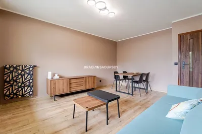 Przestronne, 3-pokojowe mieszkanie ul. Bajeczna - miniatura 2