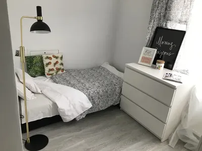 Jednoosobowy pokój blisko Koźmińskiego zaraz przy SKM (15min do centrum)