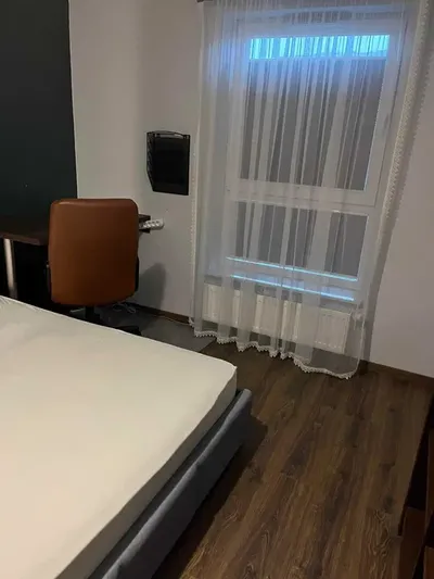 Wynajmę mieszkanie 40m2 w centrum lublina (salon z aneksem i sypialnia) - miniatura 4