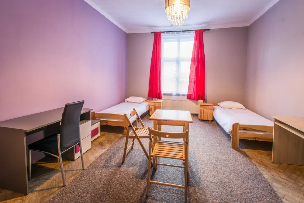 2 nieprzechodnie pokoje ul. Długa Śródmieście 70 m2 - 1/8