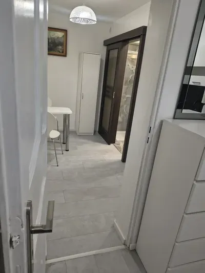 Wynajmę pokój z aneksem kuchennym - miniatura 2