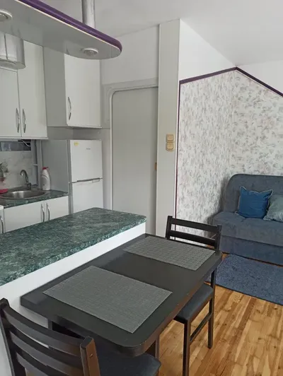 Gdańsk Brzeźno, kawalerka na rok akademicki - miniatura 3