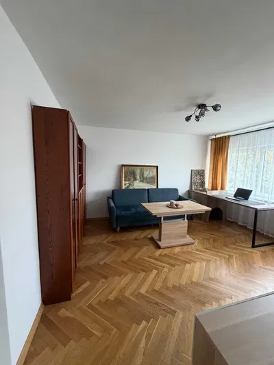 Przytulne, w pełni umeblowane mieszkanie 37 m² – ul. Strubiczów 3, Warszawa - miniatura 2