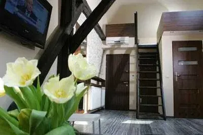 Do wynajęcia od zaraz 1 sypialnia + salon z aneksem + antresola; Garncarska 8; Zapraszam - miniatura 4