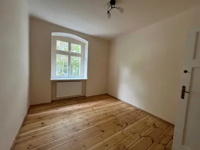 Poznań Łazarz ładne po remoncie z balkonem, pierwsze piętro wolne od zaraz - miniatura 4