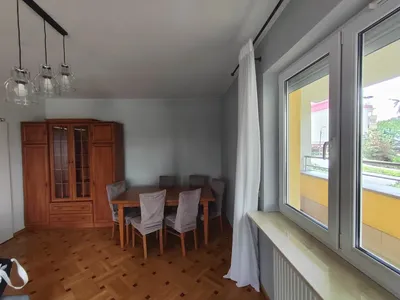 Wynajmę 2 pokojowe mieszkanie 58 m2 z garażem - miniatura 3