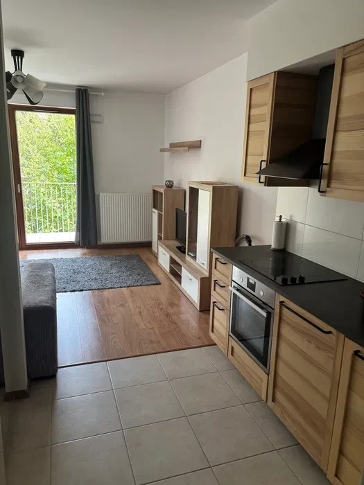 Wynajmę studio 34 m2 Szczęśliwicka 54 z miejscem parkingowym - 1/8