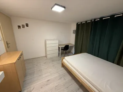 1 osobowy duży pokój, z dużym łóżkiem i umywalką Gdańsk Morena - miniatura 3