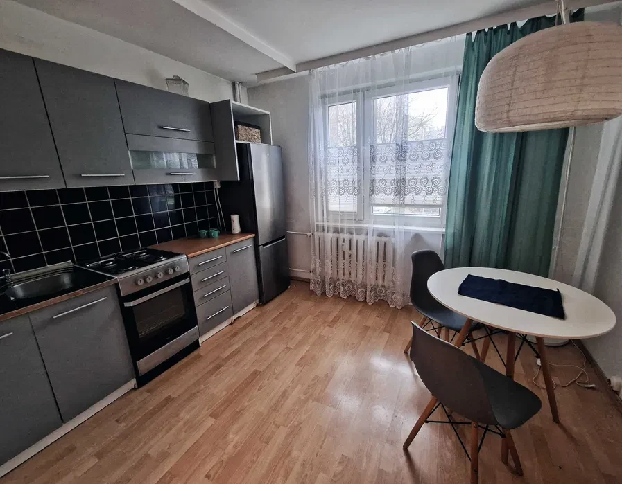 Sloneczne mieszkanie z balkonem i piwnica do wynajecia Krakow, ul. Lilli Wenedy - 1/7