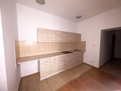 Przestronna kawalerka w centrum Katowic | ogrzewanie gratis | bezczynszowa | 8a - miniatura 4