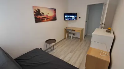 Kawalerka do wynajęcia Powstańców Śl. - miniatura 2