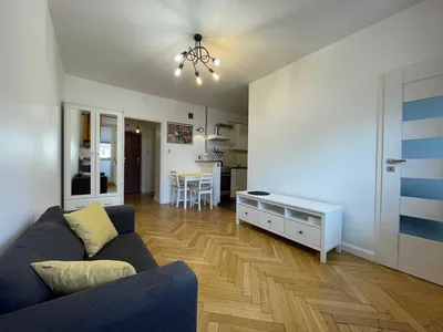 Daniłowiczowska 11 | Centrum | Plac Teatralny 2 min pieszo I Metro Ratusz Arsenał, Plac Bankowy 6 min pieszo | PW, SGH, AWF | wolne od 01.10 - miniatura 5